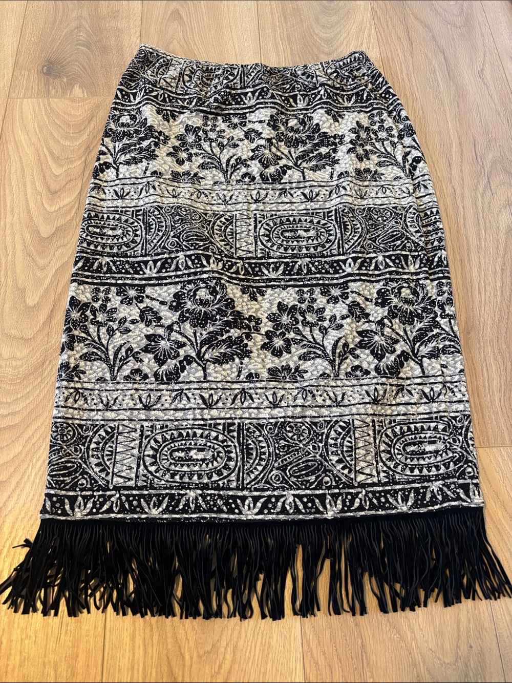 Joseph Ribkoff Black & Cream Fringe Wrap Skirt Size 10 - Picture 8 of 13